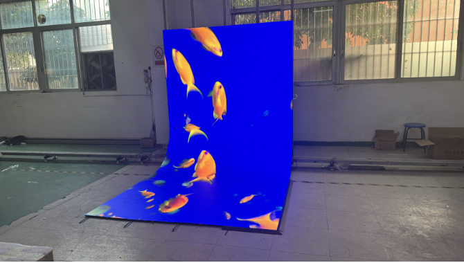 Rolling Flexible LED Display Features